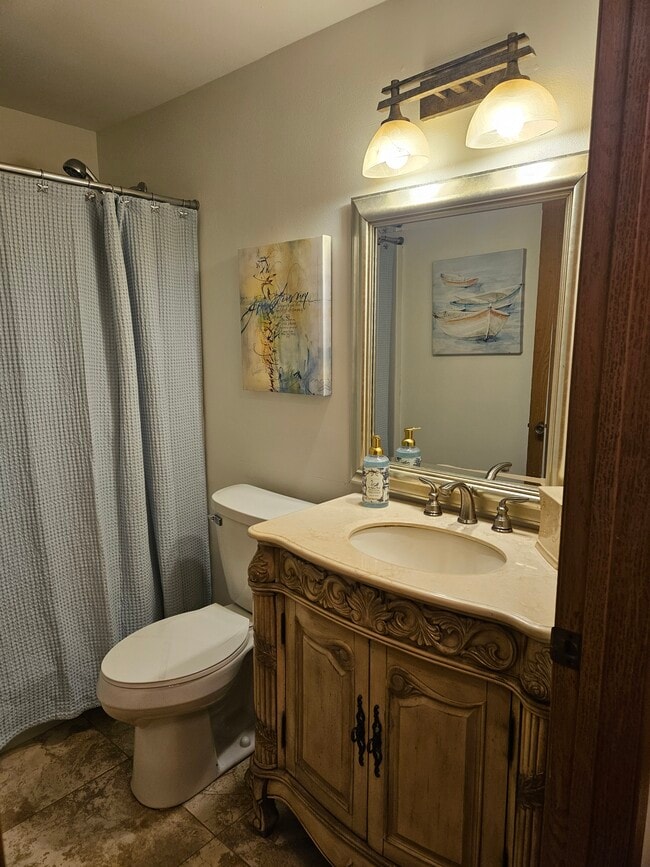 Upstairs bathroom - S818 Goldfinch Ct
