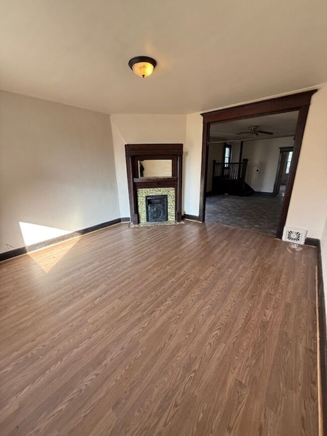 Photo - 205-207 West Oregon Street Apartamento Unidad 207