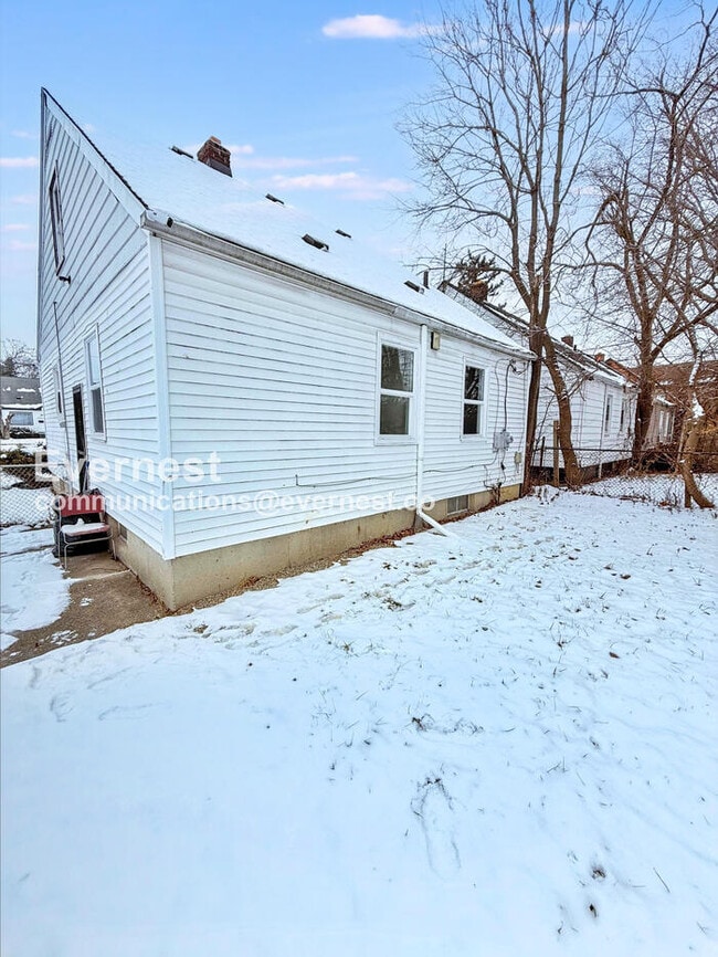 Photo - 19449 W Chicago