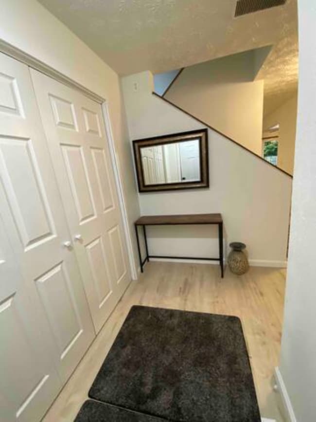 Photo - 5422 Larkspur Cir