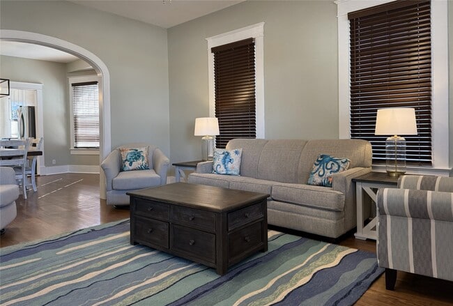 Photo - 3821 Avenue M