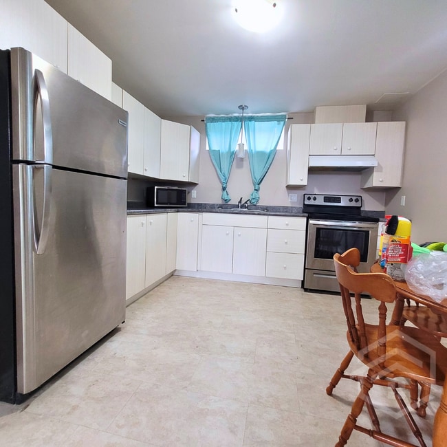 Photo - 1-Bedroom Basement Apartment in Tillsonburg!! Unité 6