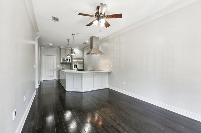 Photo - Perkins Palms Condominiums - 1 Bedroom Available Now Unidad 209