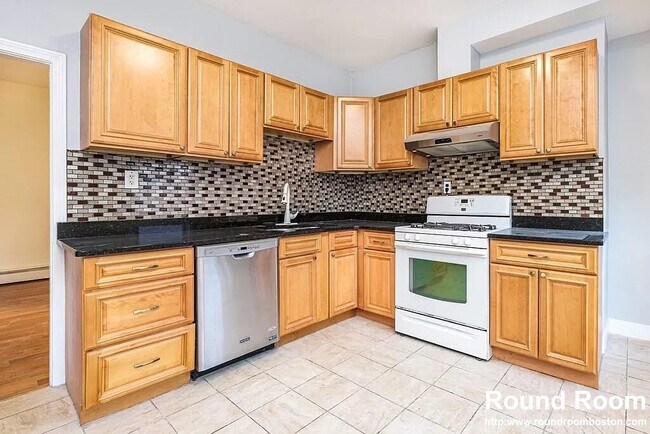 Photo - 28 Moreland St