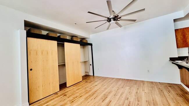 Building Photo - 1551 4th Ave Unit 412