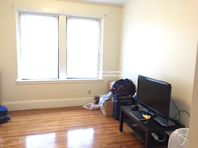 Photo - 349 Pleasant St Unit B3-1