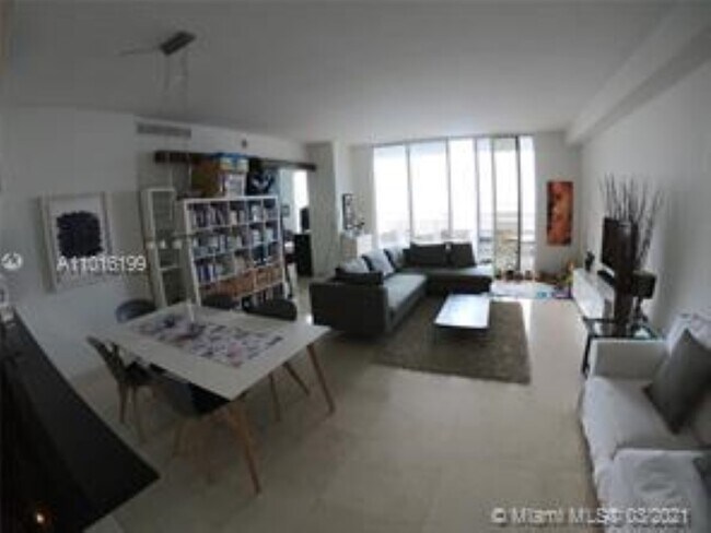 Photo - 901 Brickell Key Blvd