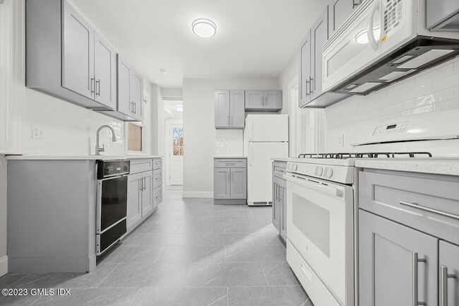 12 Grigg St Unit 1