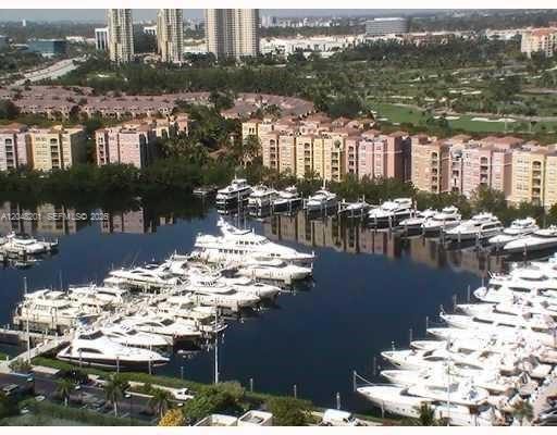 19707 Turnberry Way Unit 4L