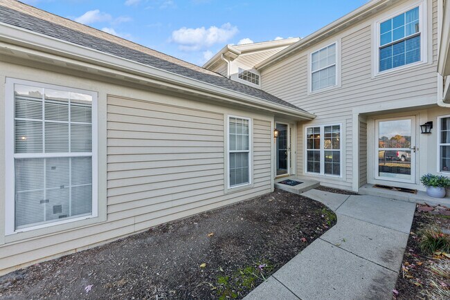 Photo - 36119 N New Bridge Ct