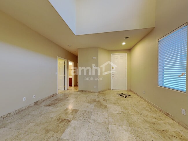 Photo - 6327 Hamilton Grove Ave