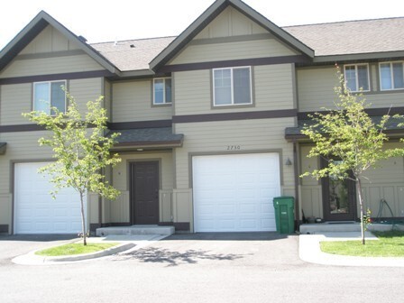 3 Bedroom, 2.5 Bathroom Townhouse with Fir... - 3 Bedroom, 2.5 Bathroom Townhouse with Fir...