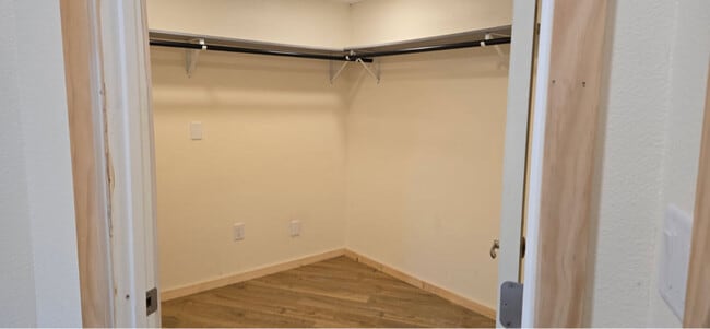 Photo - 18487 Surface Creek Rd