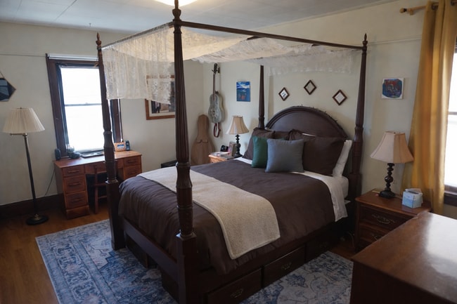 Photo - 3009 N Frederick Ave