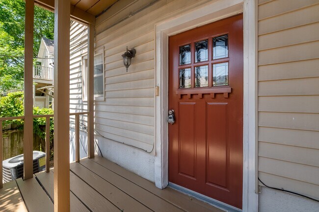 Photo - 216 Redan St Unidad 2