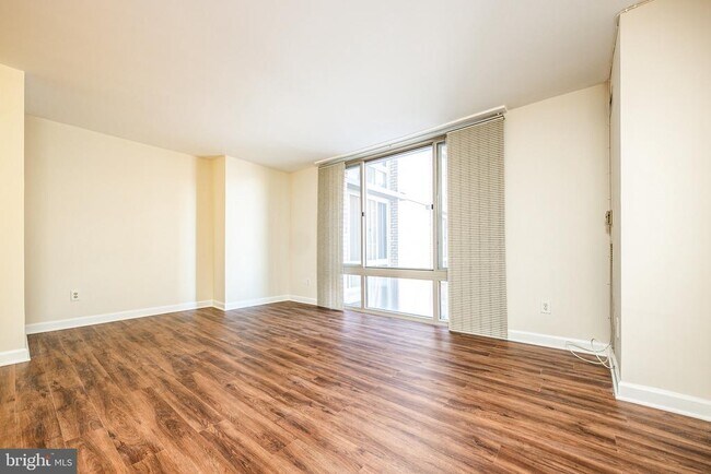 950 25th St NW Unidad 317-N