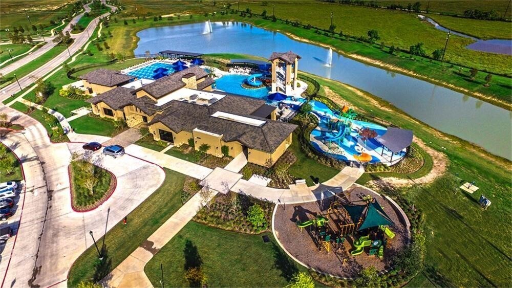 Photo - 3527 Shearwater St