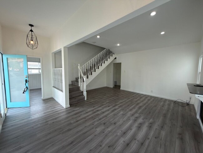 1110 Mira Mar Ave Unidad 1110 Mira Mar Ave Long Beach CA 90804