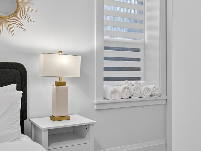 Photo - 359 Broadway