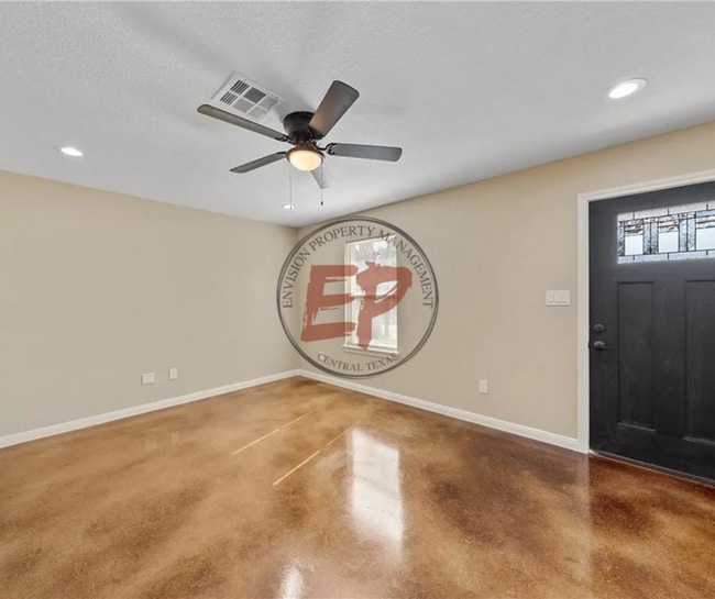 Photo - 1123 Brook Ave