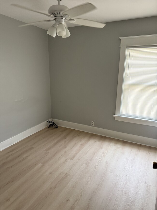 Photo - 620 Linden Ave Unit Upper