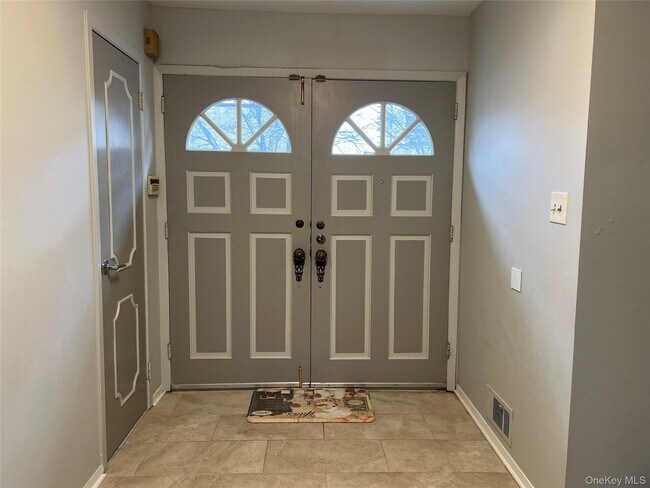 Photo - 215-06 23rd Ave Apartamento Unidad #2