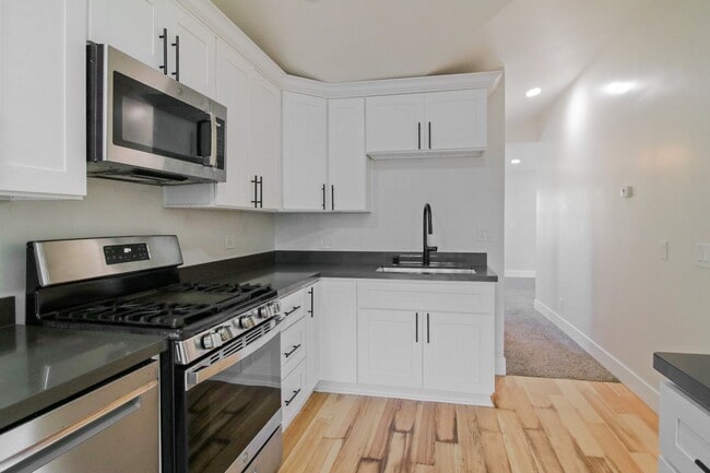 Photo - 30 Bloomfield Rd