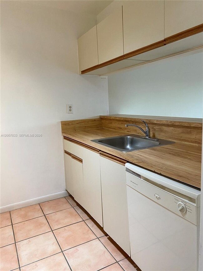 Photo - 11251 SW 13th St Unit 201