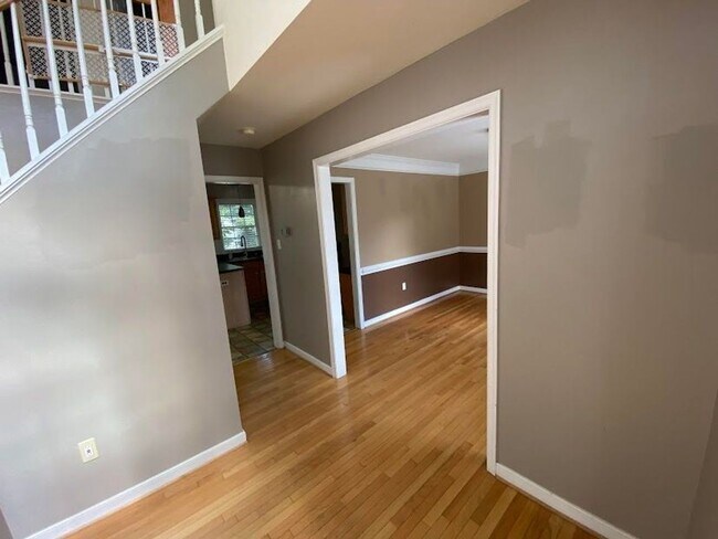 Photo - Bayhill Pointe - 4 Bedroom 2 1./2 Bath Col...