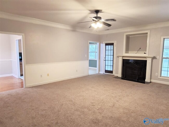 Photo - 144 Oakcrest Rd