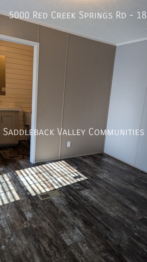 Photo - 5000 Red Creek Springs Rd