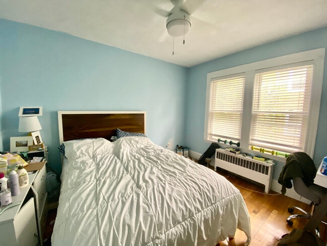 Photo - 1446 Centre St Unit 1