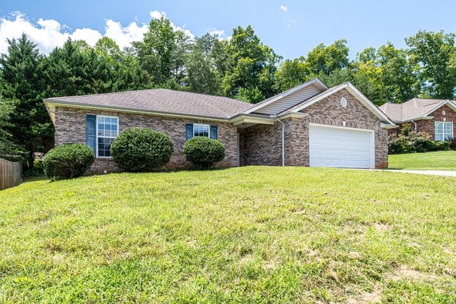 Photo - 637 Marston Ln