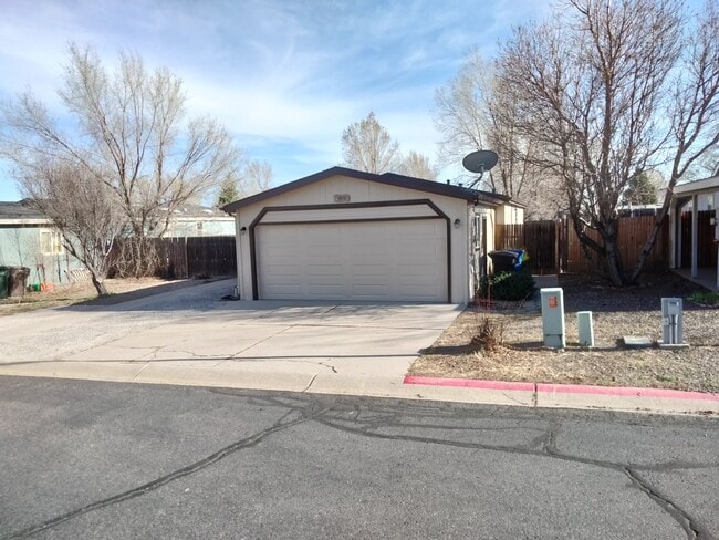 Photo - 4821 E Lowell Dr