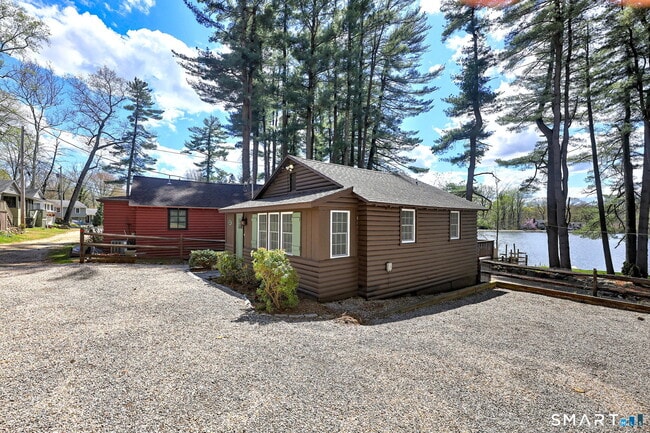 Photo - 10 Old Pinewood Trail