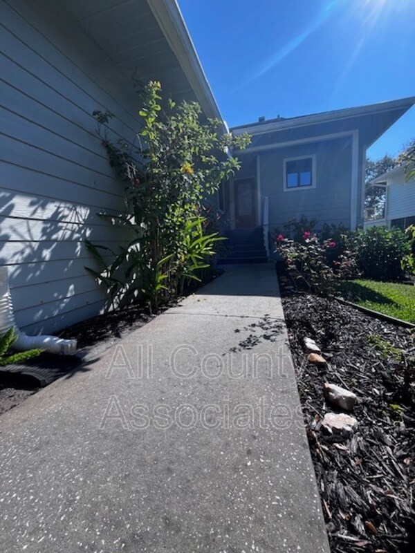 Photo - 1007 S Pointe Alexis Dr