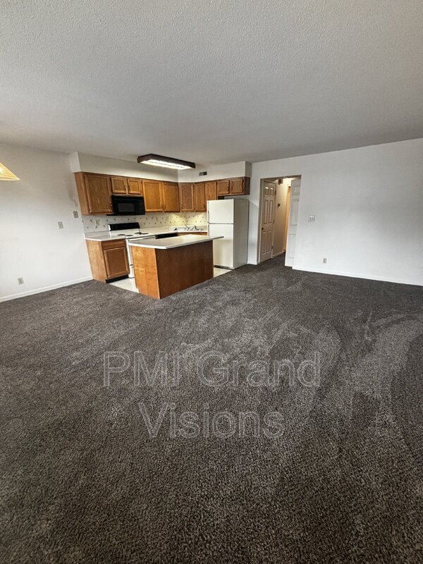 Photo - 1306 Arthur Ave Unit 6