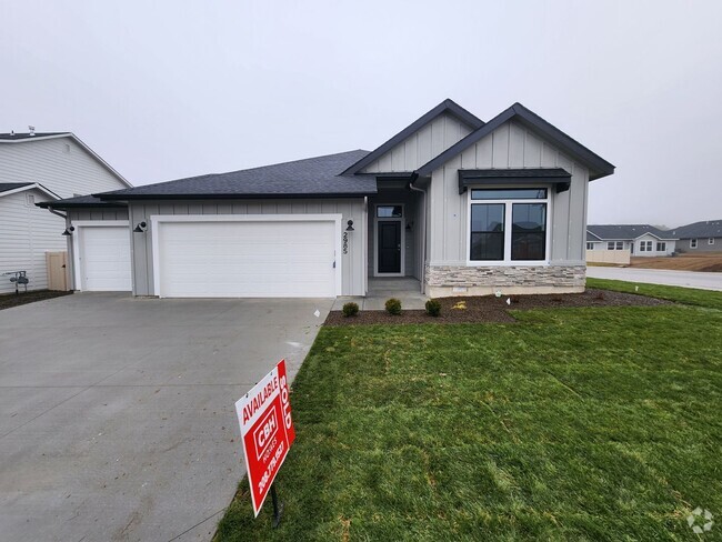 Building Photo - Brand New 4 bedroom in Star Rental