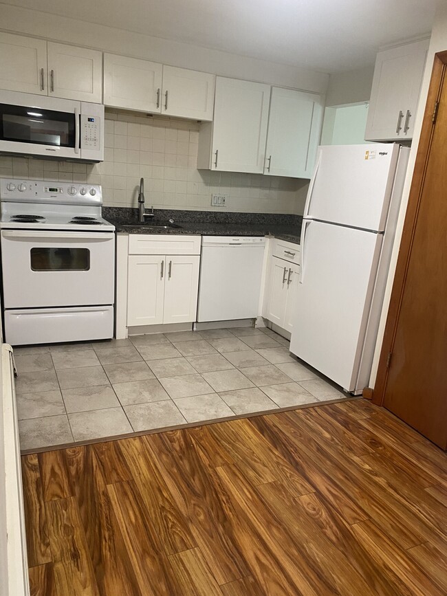 Photo - 900 Lexington St Condo Unit 2-4