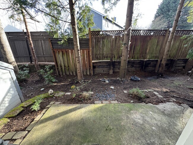 Photo - 1924 NE 50th Way