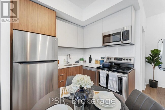 Photo - 41 Danforth Rd