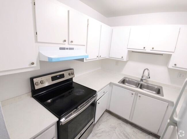 Building Photo - Gorgeous and Spacious 2/1 Unit in Hialeah Rental