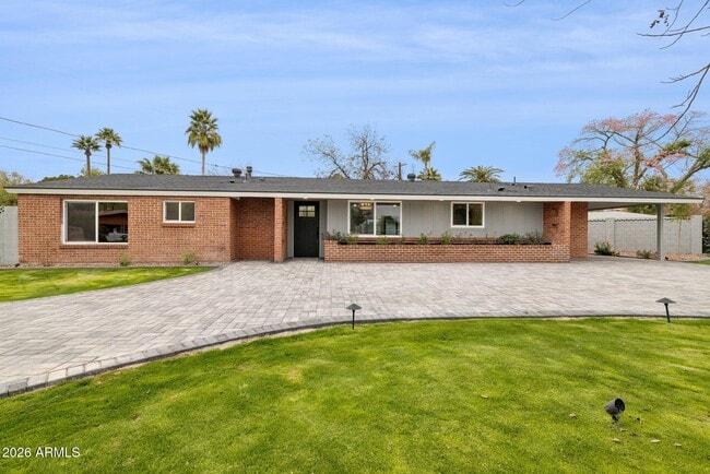 Photo - 1216 W Rovey Ave