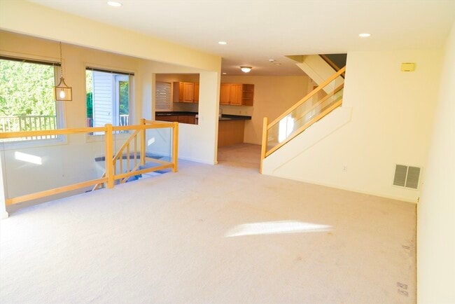 Photo - 145 Captain Eames Cir Unidad 145