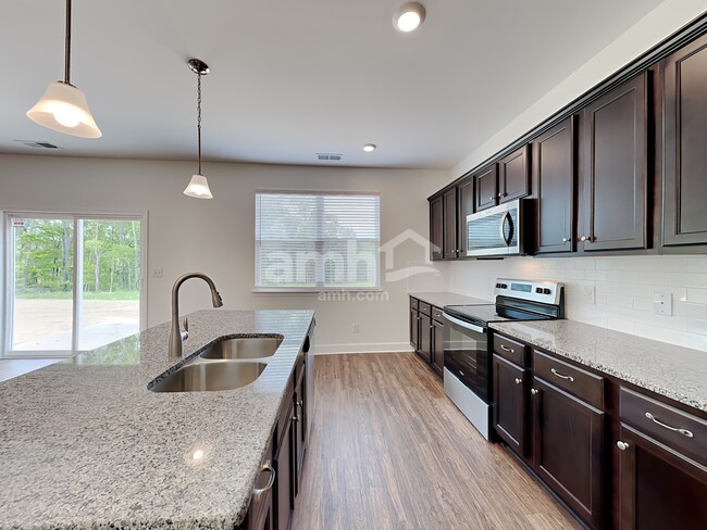 Photo - 5827 Zurich Rd