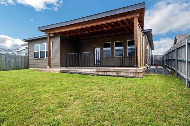 Photo - 16408 Fetching Ave