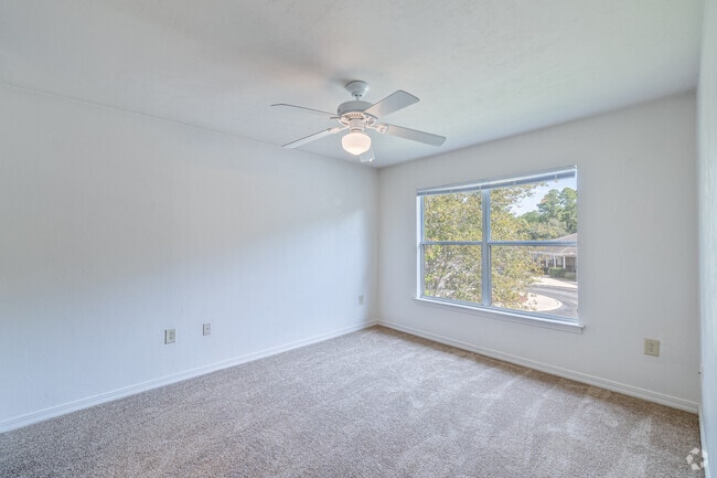 3BR, 2BA - 1,148SF - Primary Bedroom