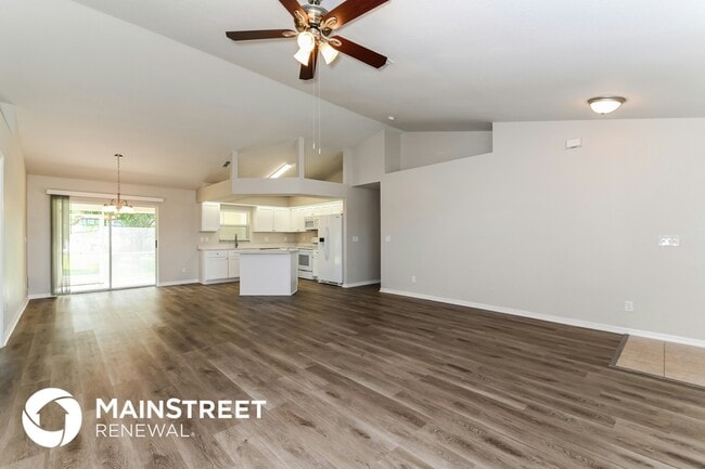 Photo - 349 SW 28th Pl