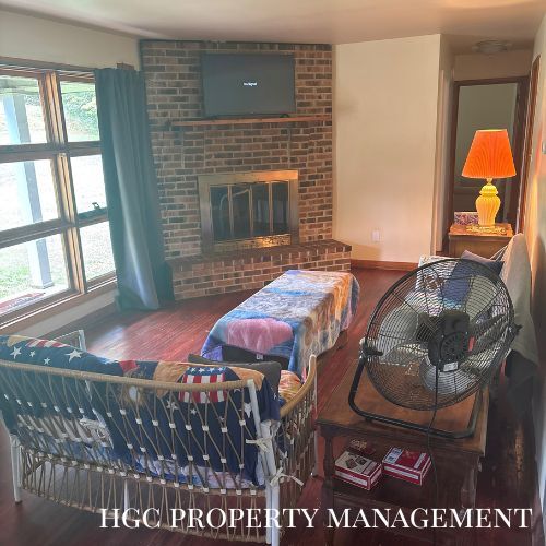 Photo - 1400 Lee St House