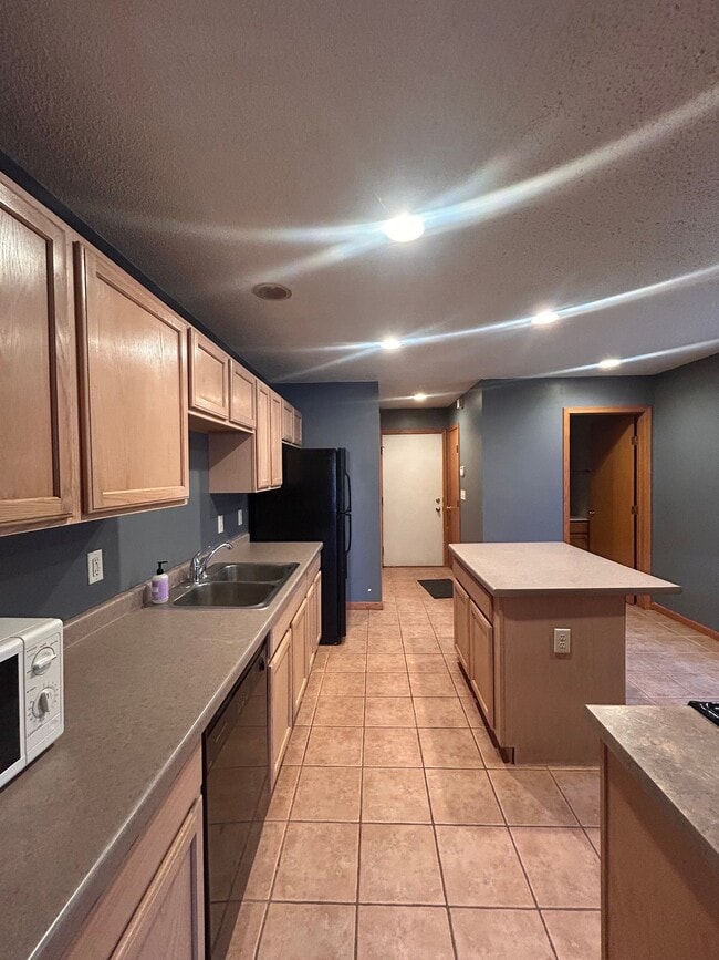 Photo - 1829 Girard Ave N Unit B